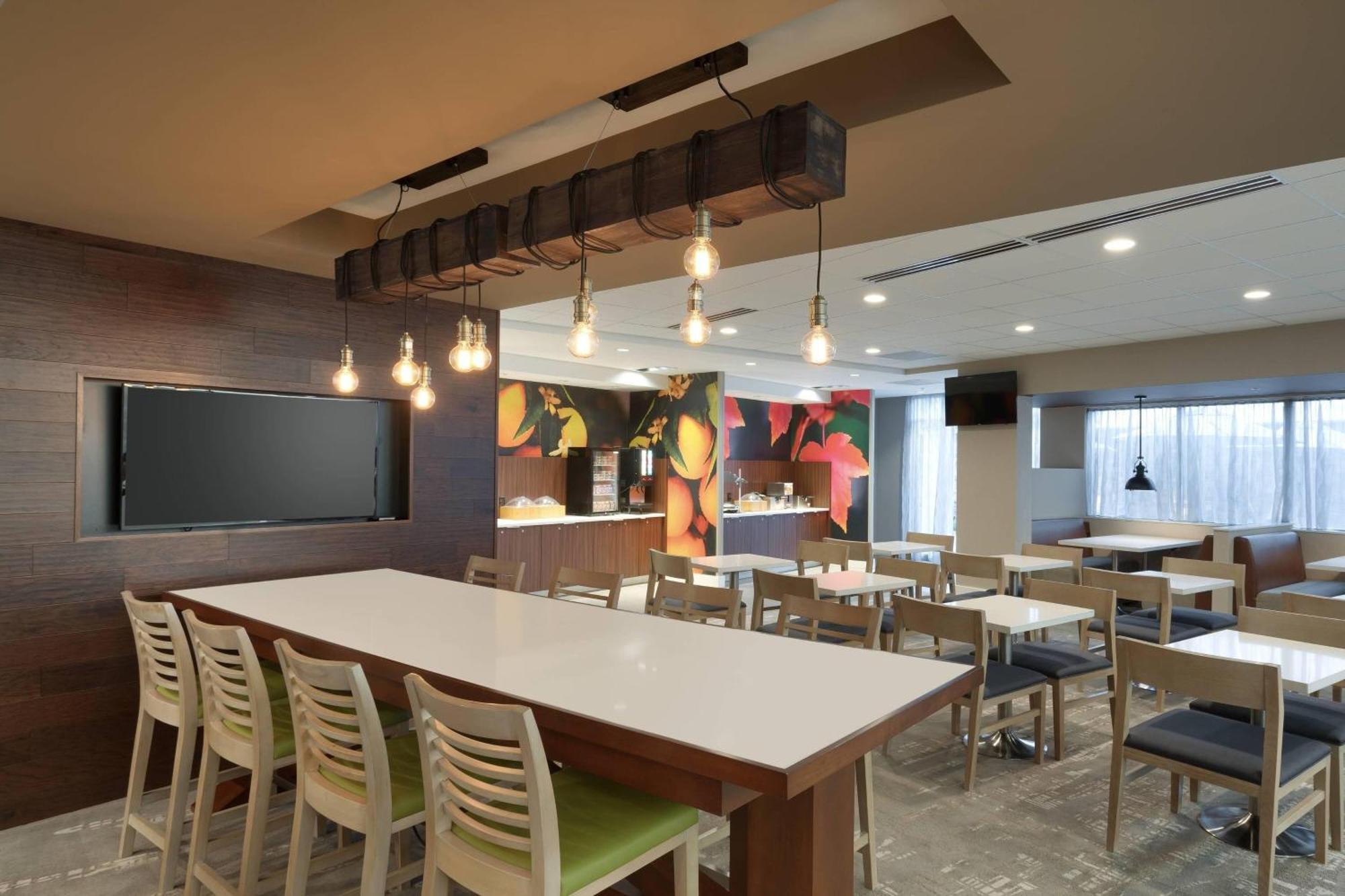 Fairfield Inn & Suites By Marriott Springfield North Ngoại thất bức ảnh