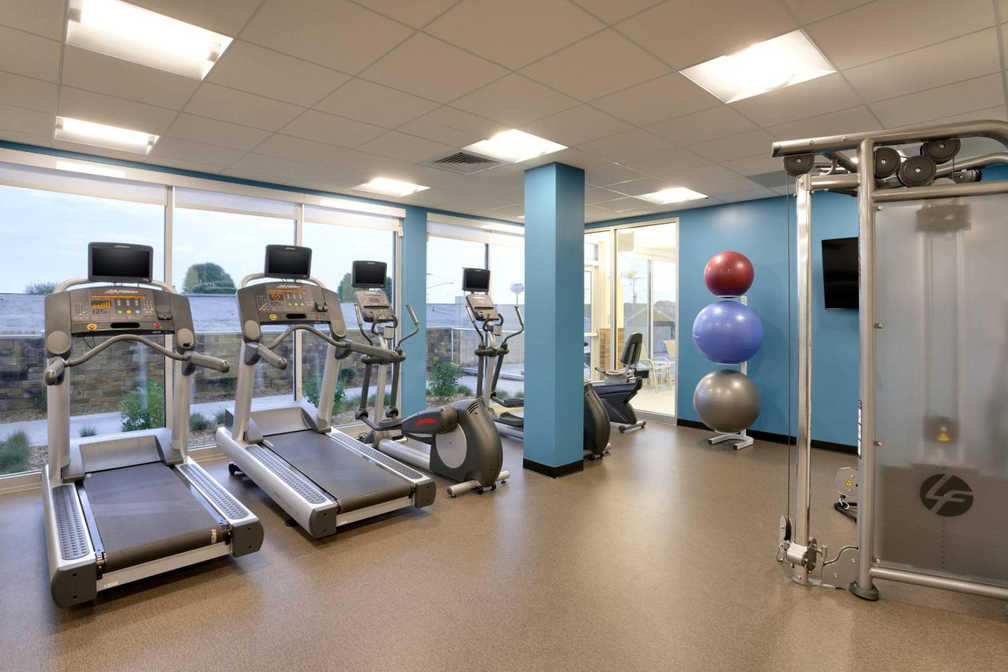 Fairfield Inn & Suites By Marriott Springfield North Ngoại thất bức ảnh